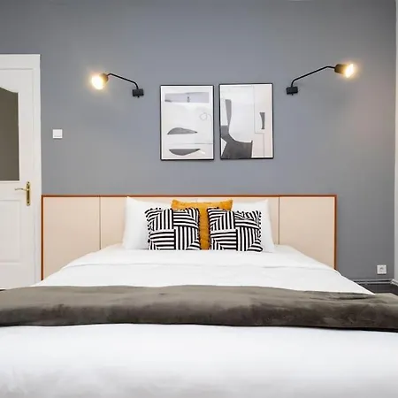 Cosy Urban 2-bedroom *